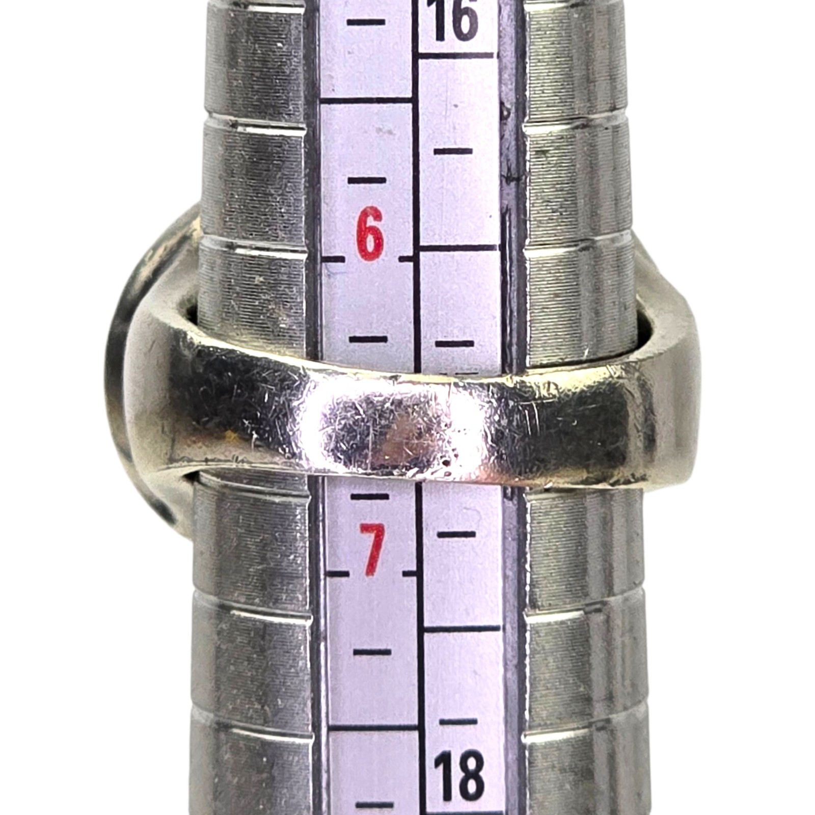 Vintage Signed 925 Sterling Silver Hammered Oval Brutalist Style Ring Size 6.5