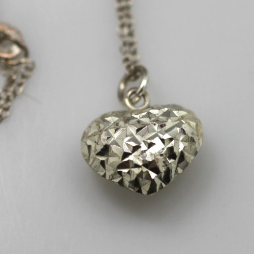 Vintage Sterling Silver 925 textured puff heart pendant chain necklace 16″