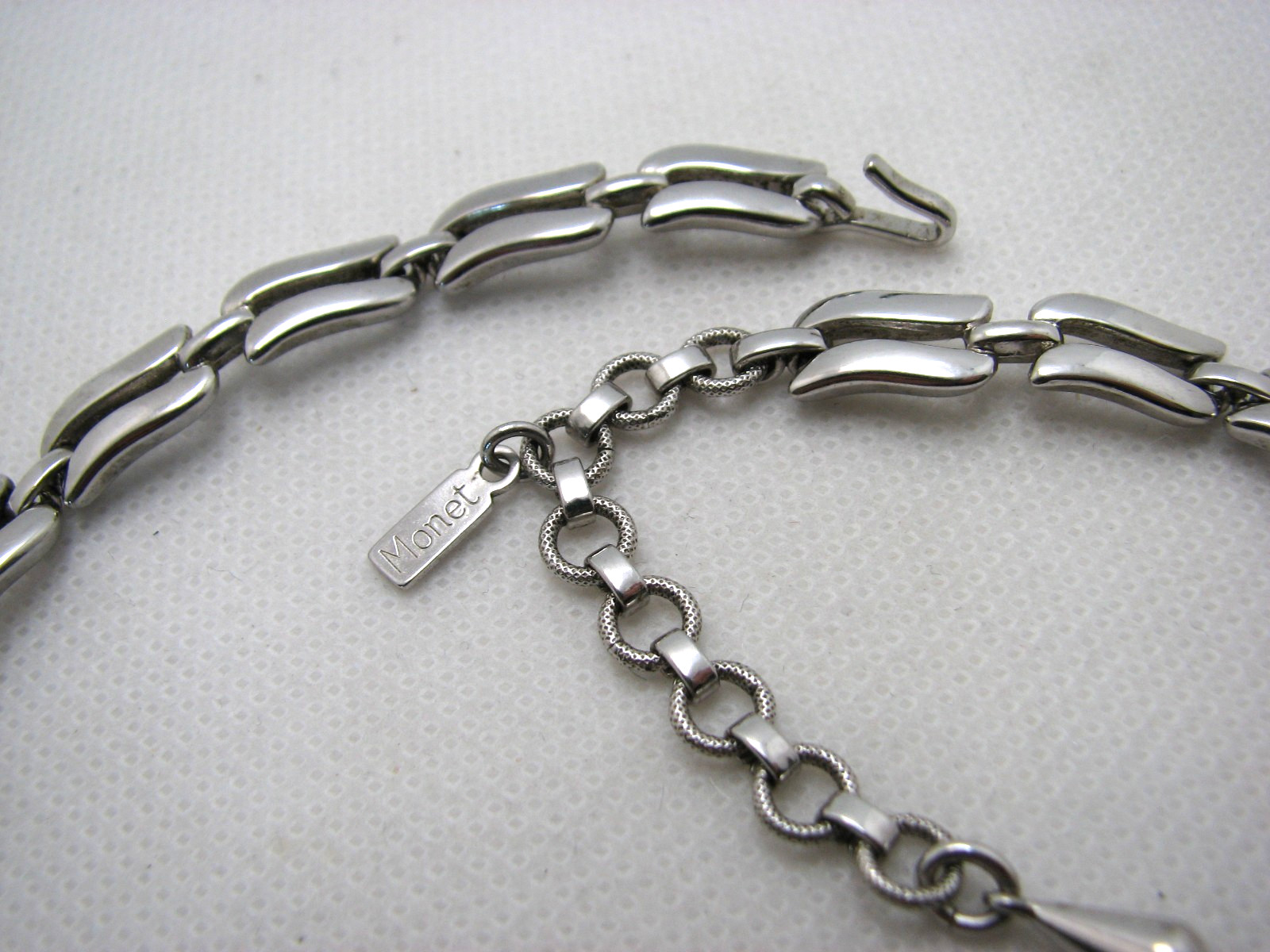 Vintage Monet Silver Tone Wave Link Necklace 13″ to 15″ Adjustable