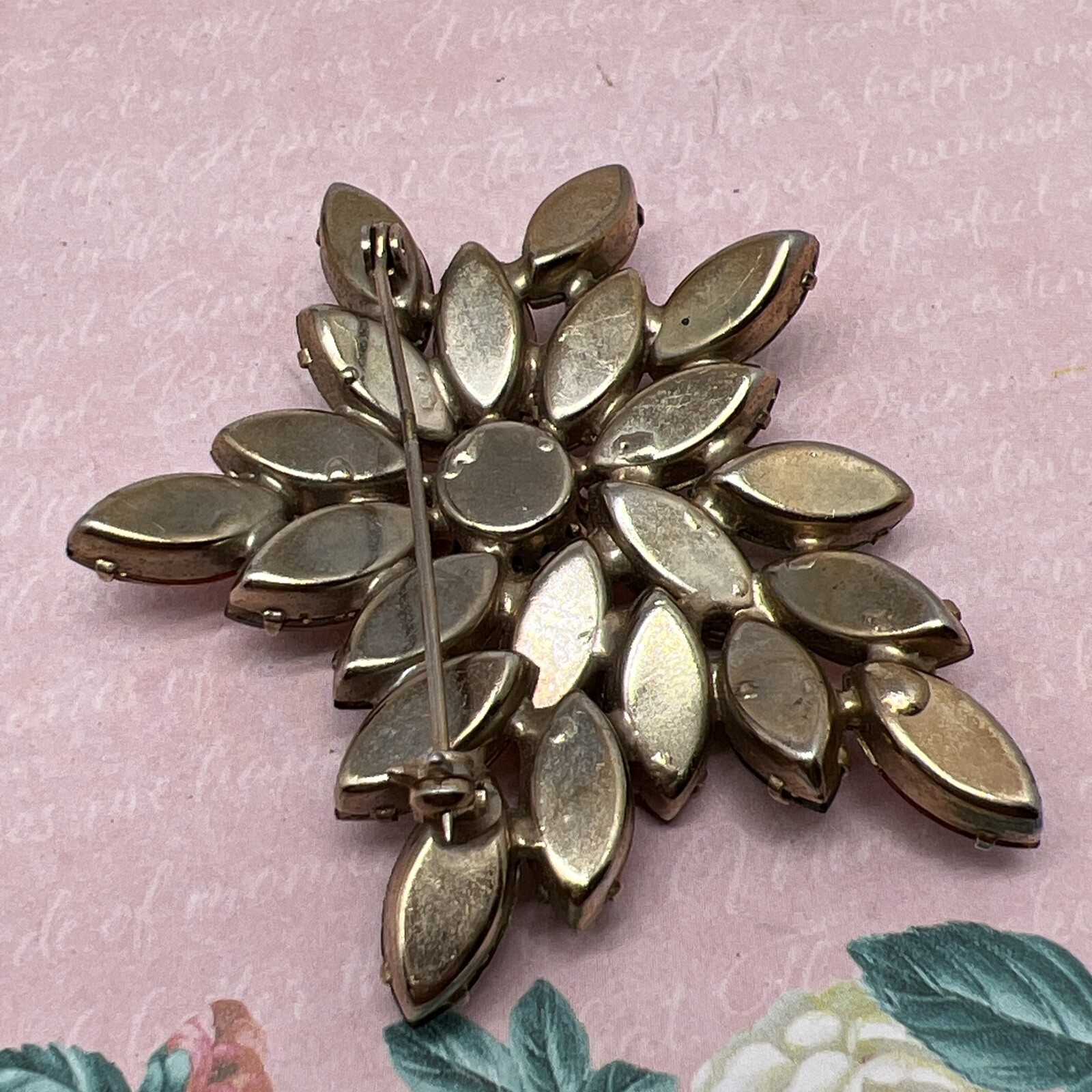 Vintage Beautiful fall colors brown orange yellow green Rhinestone brooch pin