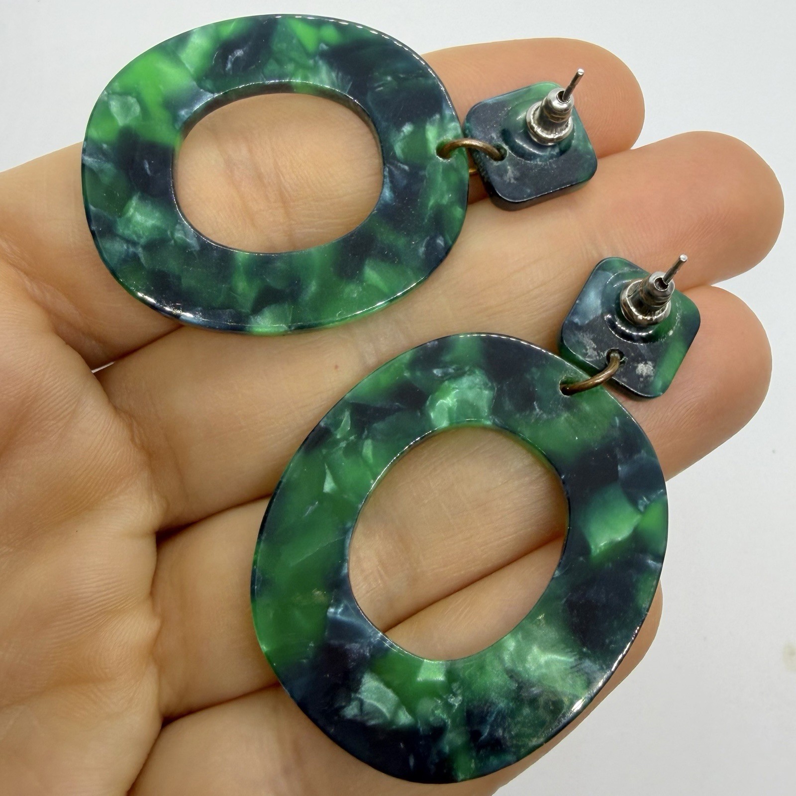 Vtg Big Green Resin Hoop Door Knocker Statement Earrings Post Dangle Drop Large