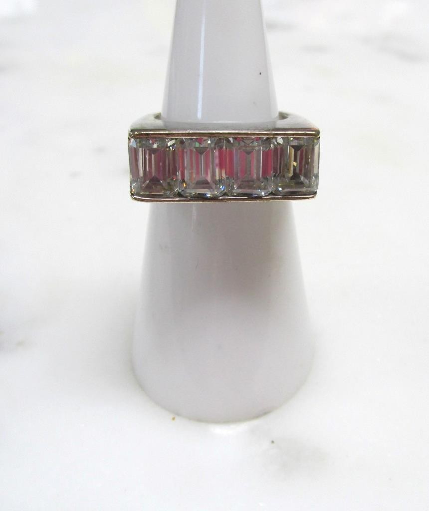 Clear Stone Sterling Silver Channel Ring ~ Size 5 ~ 8.4g ~ 13-A712