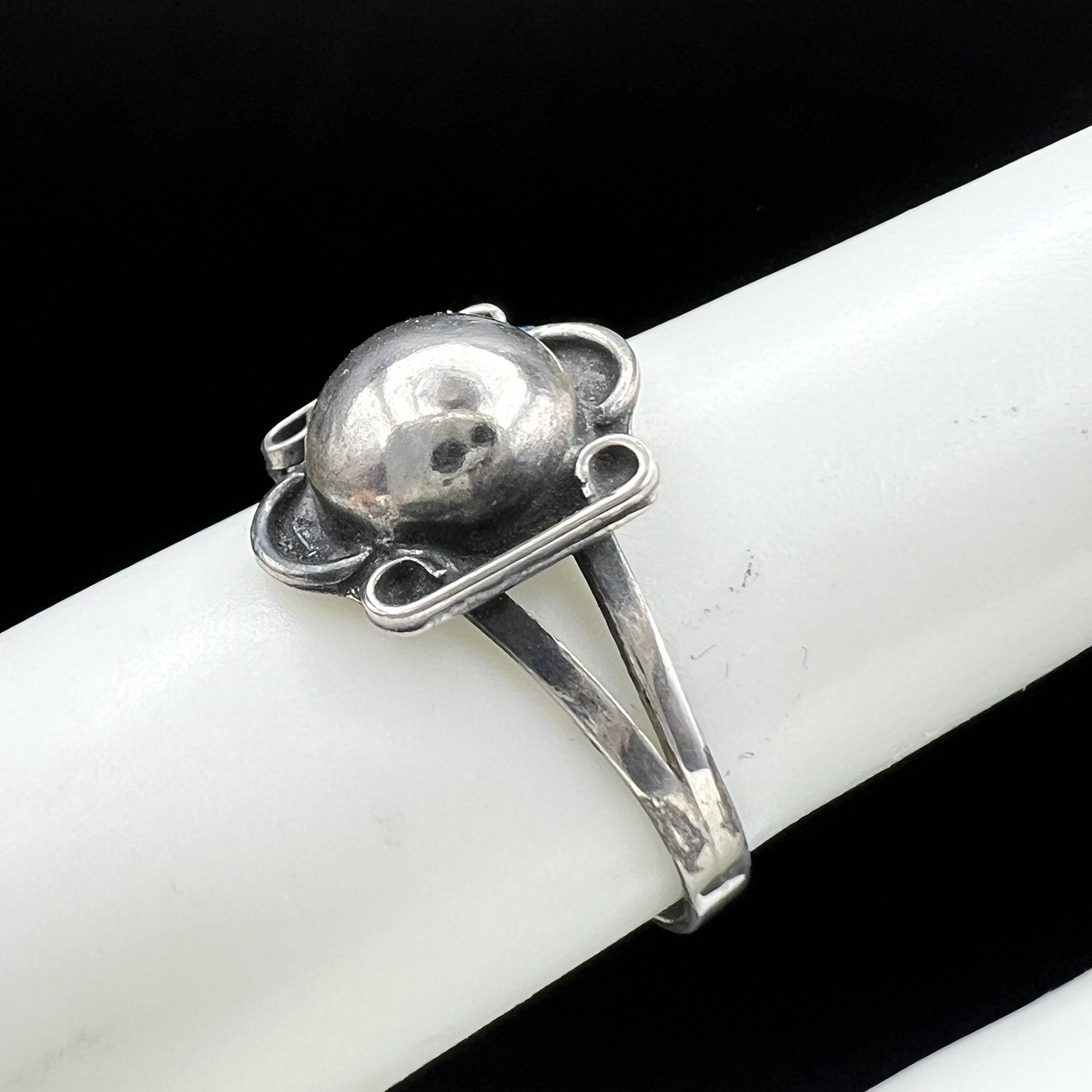 Vintage Ball Design 925 Sterling Silver Ring Child’s Size 4.25 Signed