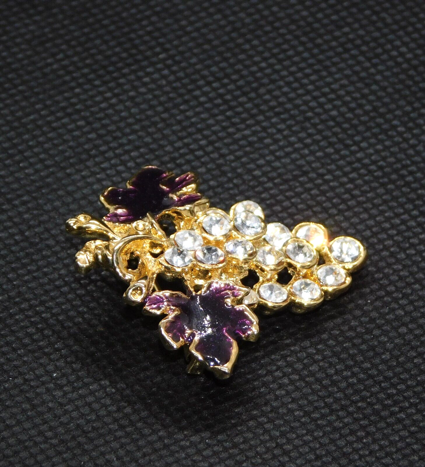 Grapes Vintage Pin Brooch Gold Tone White Rhinestone Purple Enamel Jewelry