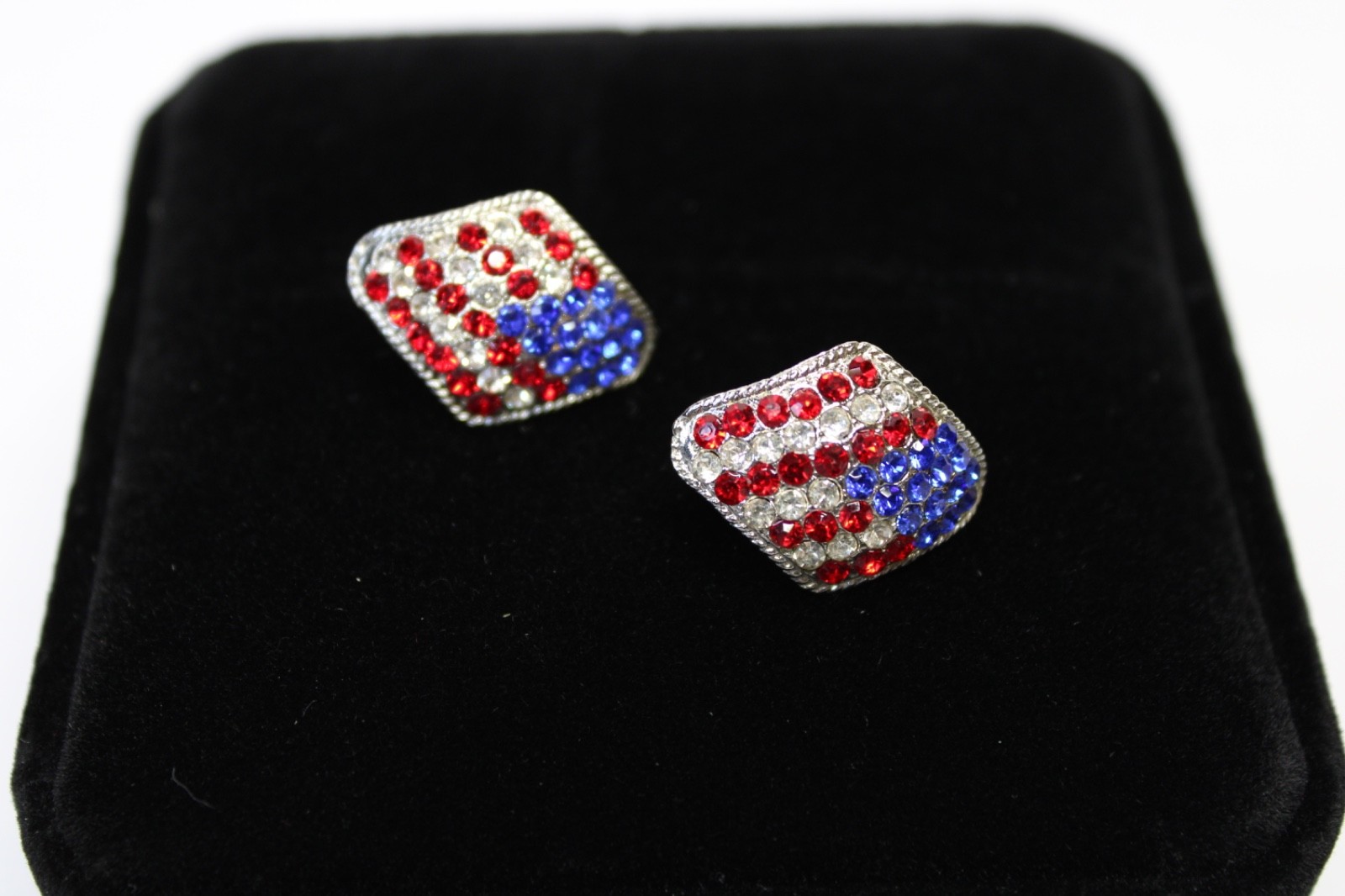 Patriotic Eagle Brooch & Flag Earrings Set Red White Blue Rhinestones USA 4th Ju