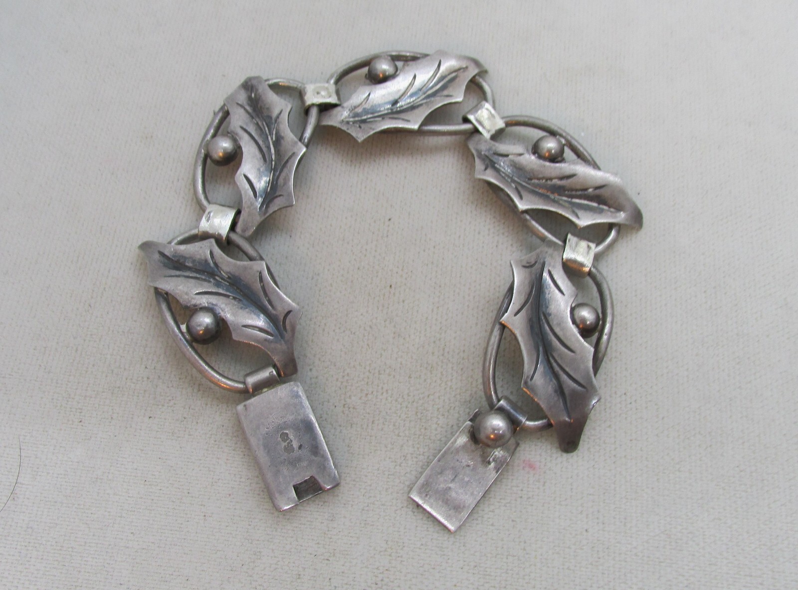 VINTAGE MEXICAN 980 STERLING BRACELET DAMASO GALLEGOS–NEW PRICE—