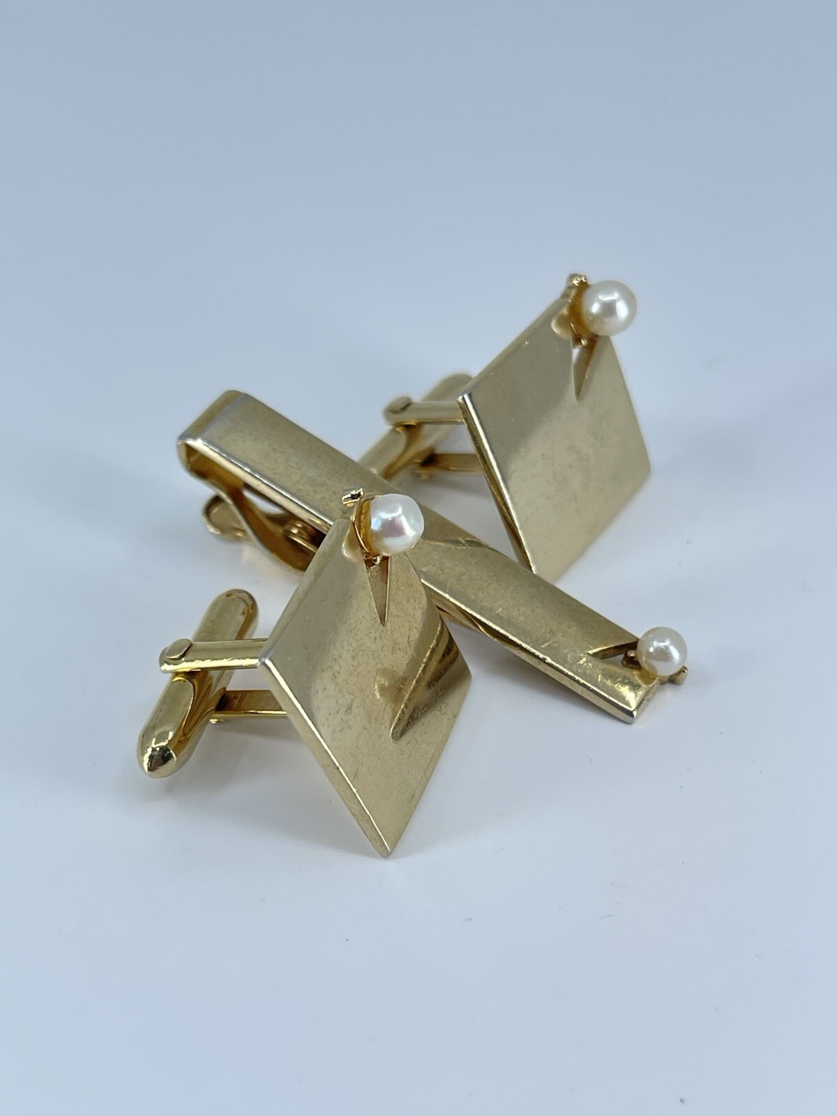 vintage Swank Pearl cufflinks and tie clip bar set square polished gold tone
