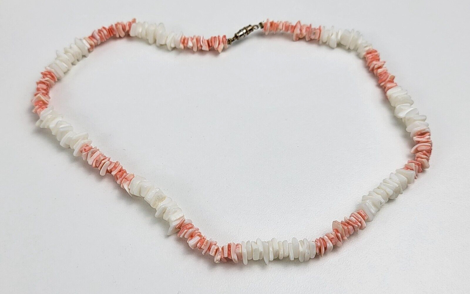 Vintage Pink And White Puka Shell Necklace 16.5 In Barrel Clasp Hawaiian Surfer