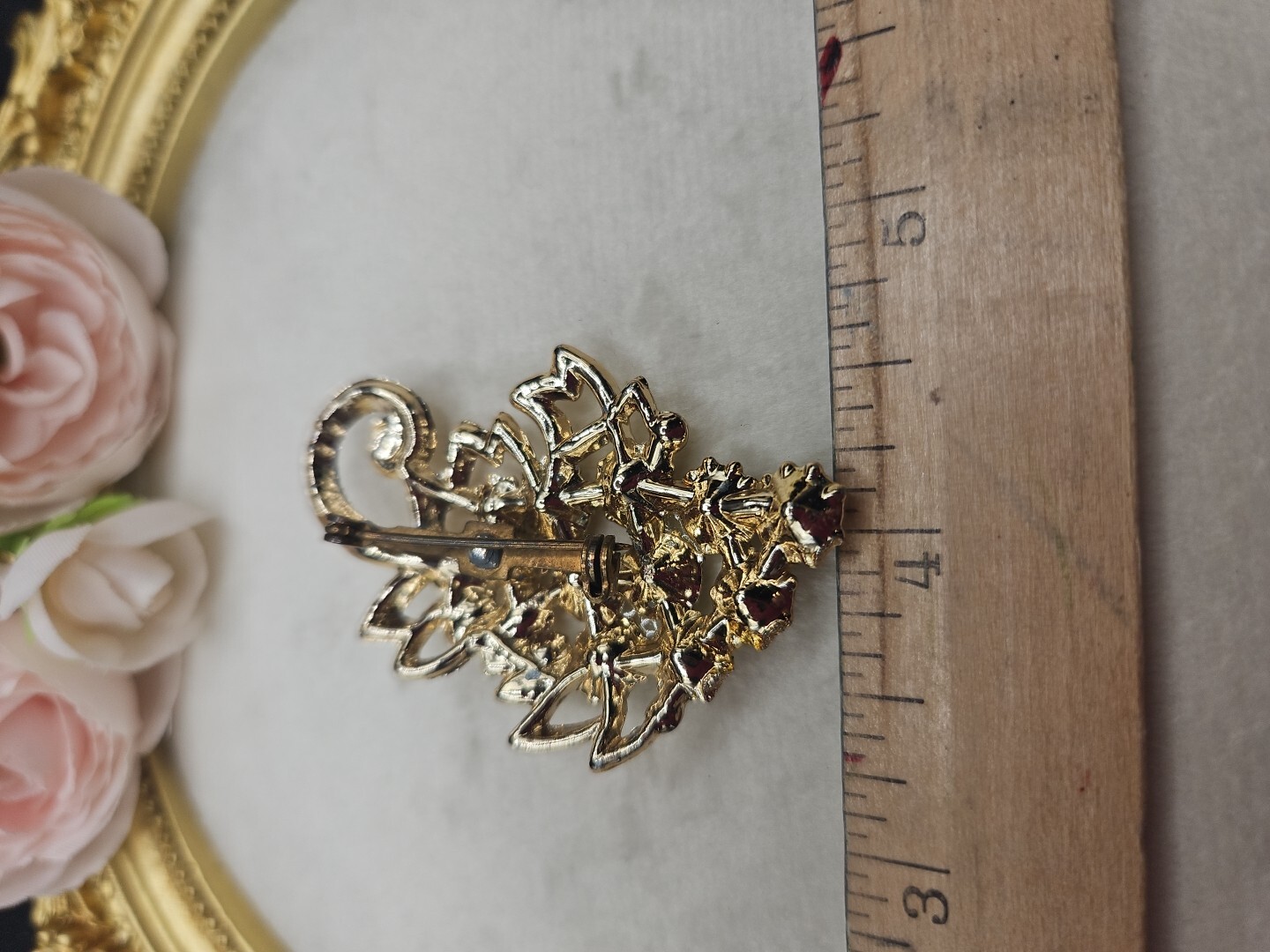 VTG Grape Bunch Brooch Goldtone Leaves Aurora Borealis Crystal Bead Cluster Pin