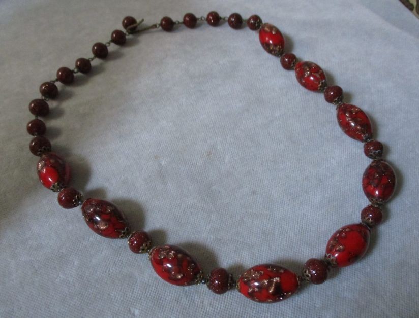 Vintage Dramatic Dark Red Aventurine Venetian Foil Art Glass Bead Necklace