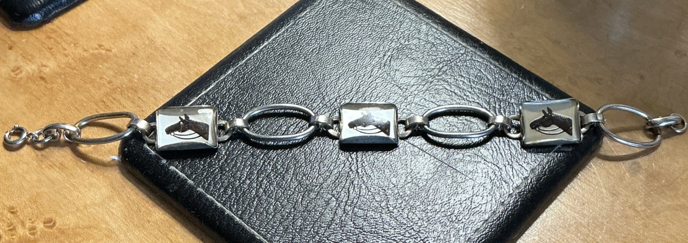 Vintage Silver Reverse Painted Intaglio Glass Horse Head Equestrian Bracelet