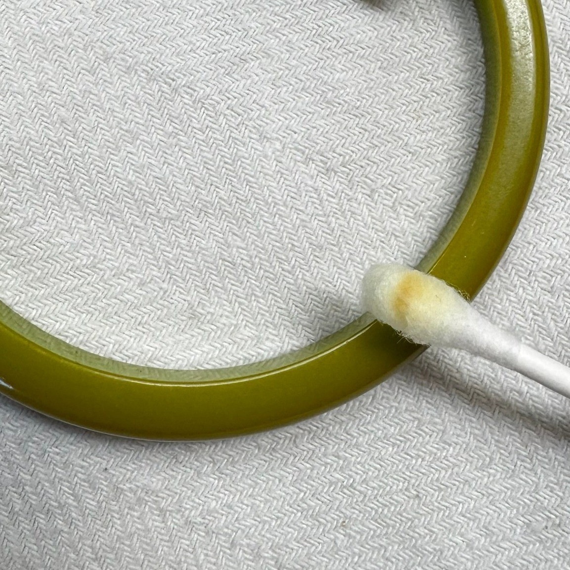 Vintage Lime Green Bakelite Bangle Bracelet Domed Vivid Opaque Spacer 40s Tested