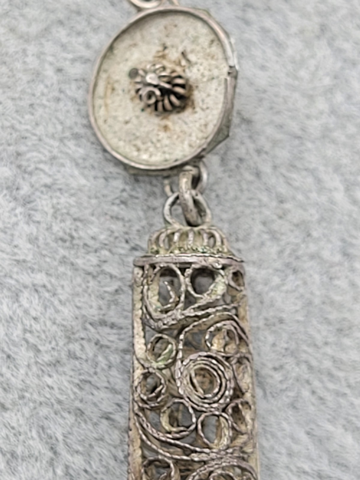Vintage Silver Filigree 2 1/2″ Long Dangle Drop Earrings Very Light Weight