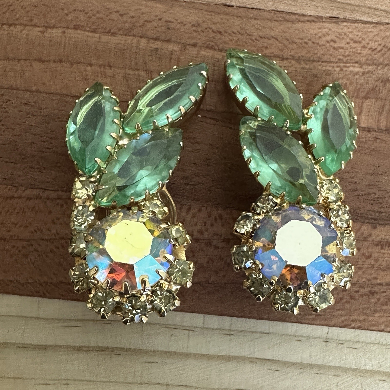 VTG MCM Artisan Brooch 3.5 Inch Earrings Set Green Crystal Gold Floral Leaf USA