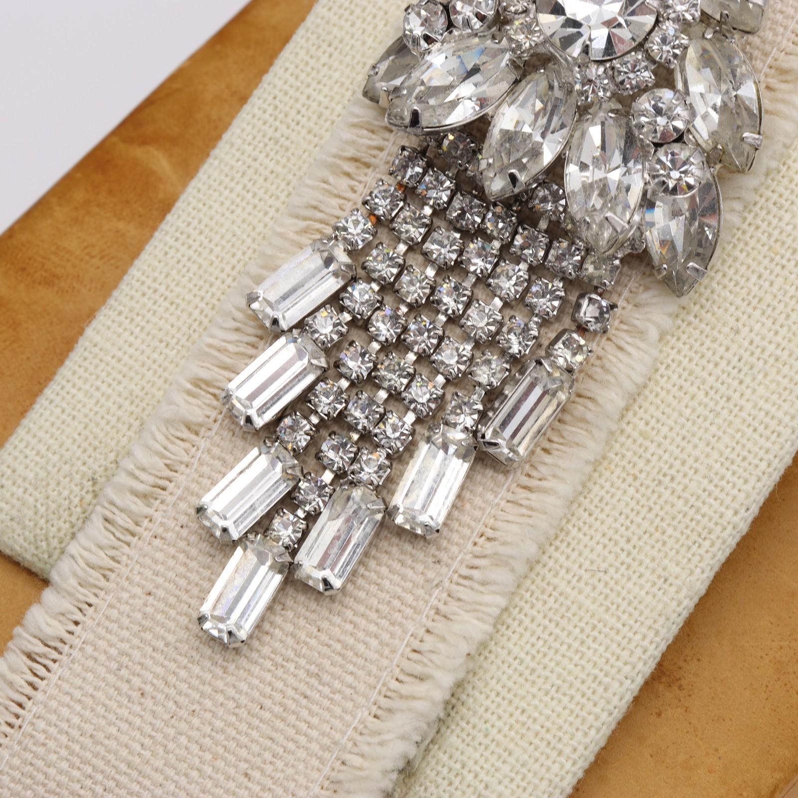 Vtg Juliana D&E Clear Rhinestone Brooch Pendant Dangle Fringe Pin Layered