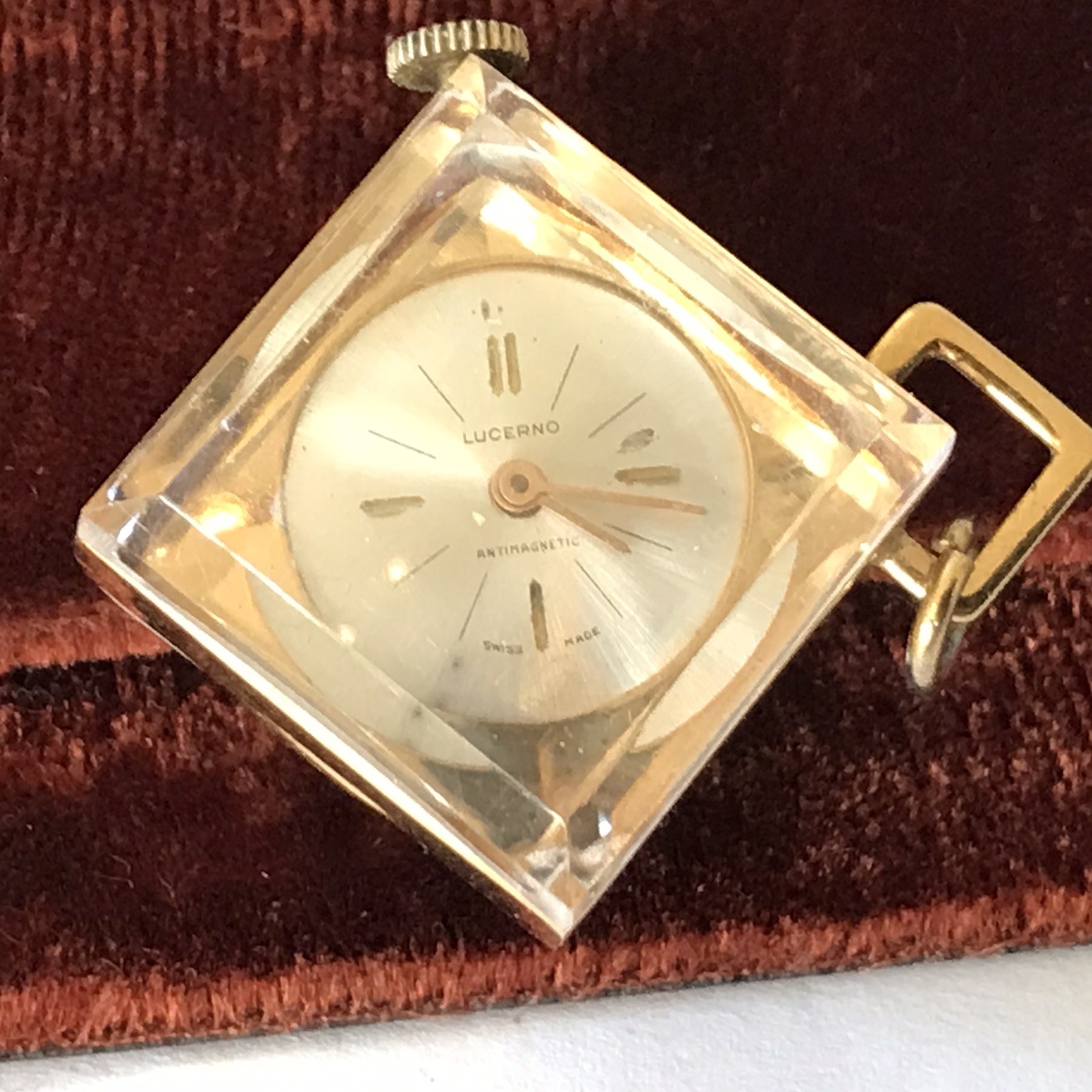 Lucerno Manual 22mm 1 Jewel Crystal Cube Pendant Watch RUNS