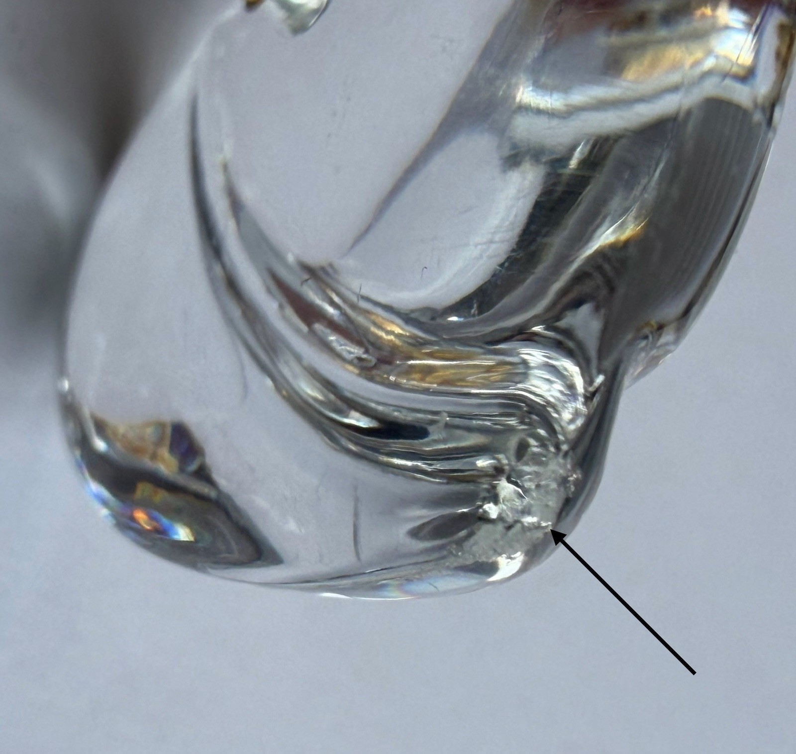 Baccarat Clear Puffy Crystal Heart Wave Pendant Necklace