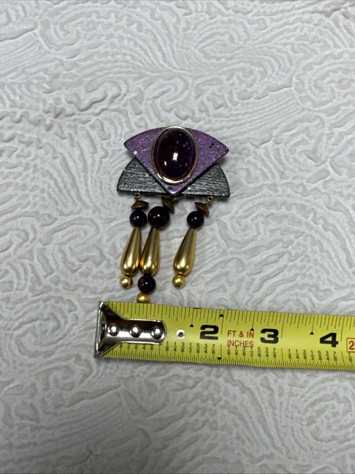 Vintage Art Deco Fan Shape Speckled Design Purple Cabochon Dangling Beads Brooch