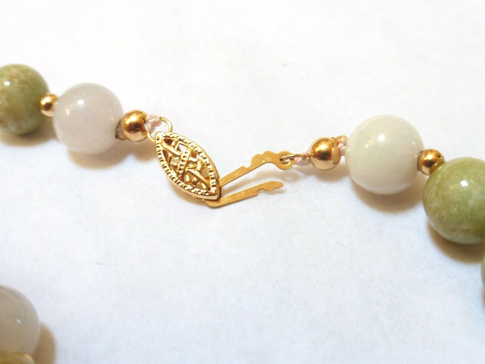 Vintage Chinese 14K GOLD Multi-Color Jade 9mm Beads Necklace Pendant, 22″