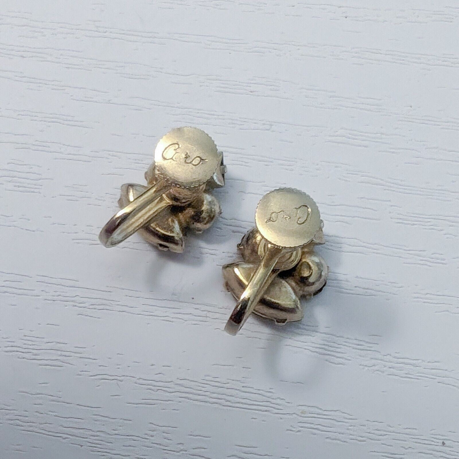 Vintage Coro Screw On Earrings – 0.5″