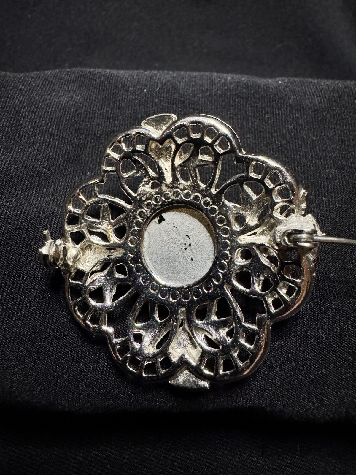 4 Vintage Brooches Gold & Silver Tone w/ Multicolor Stones, Unsigned