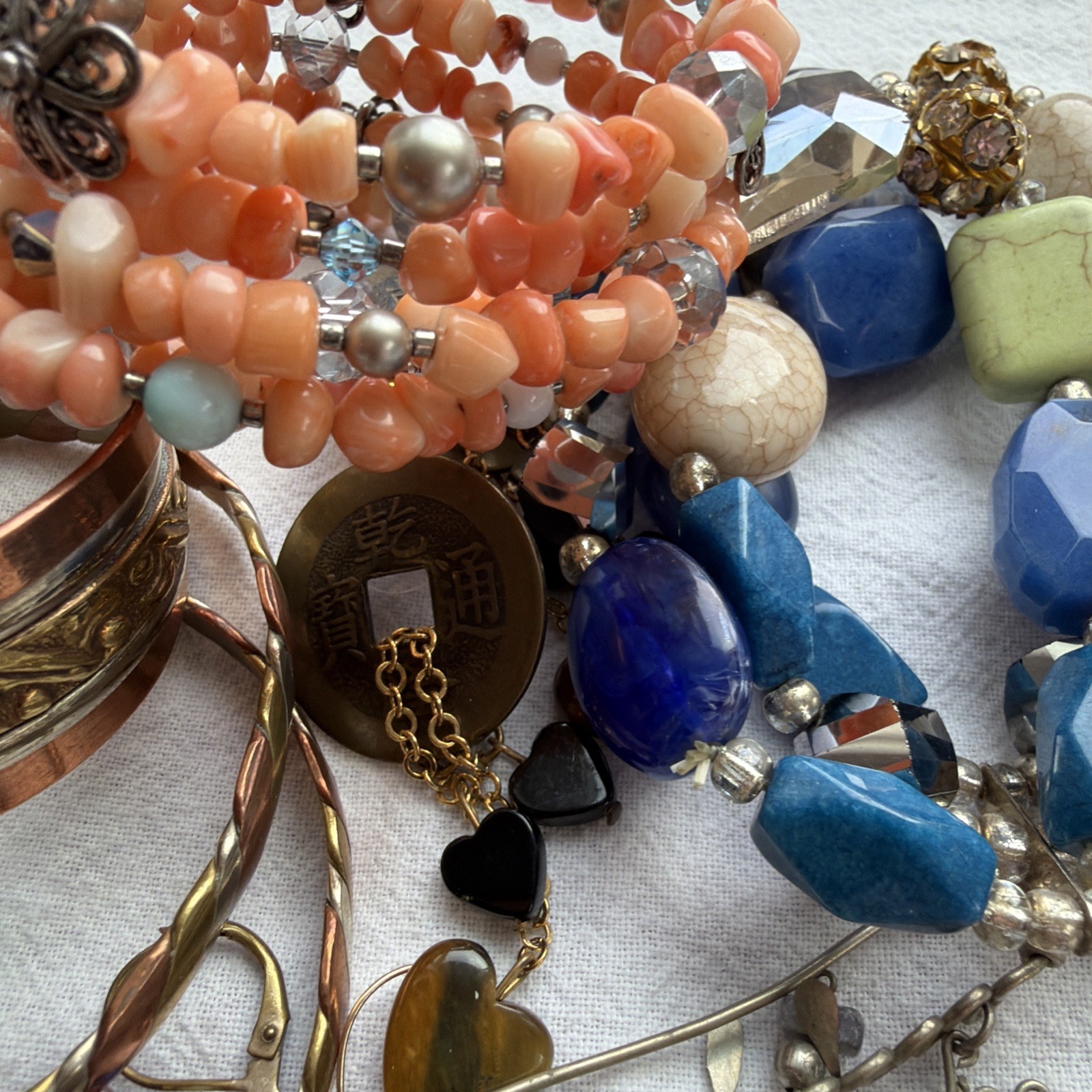 Grandma’s Vintage Estate Lot Jewelry Necklace Bracelet Brooch Earring 40 PC