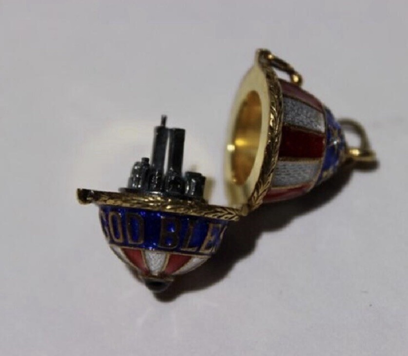 World Trade Center NYC Souvenir Enamel Collectable