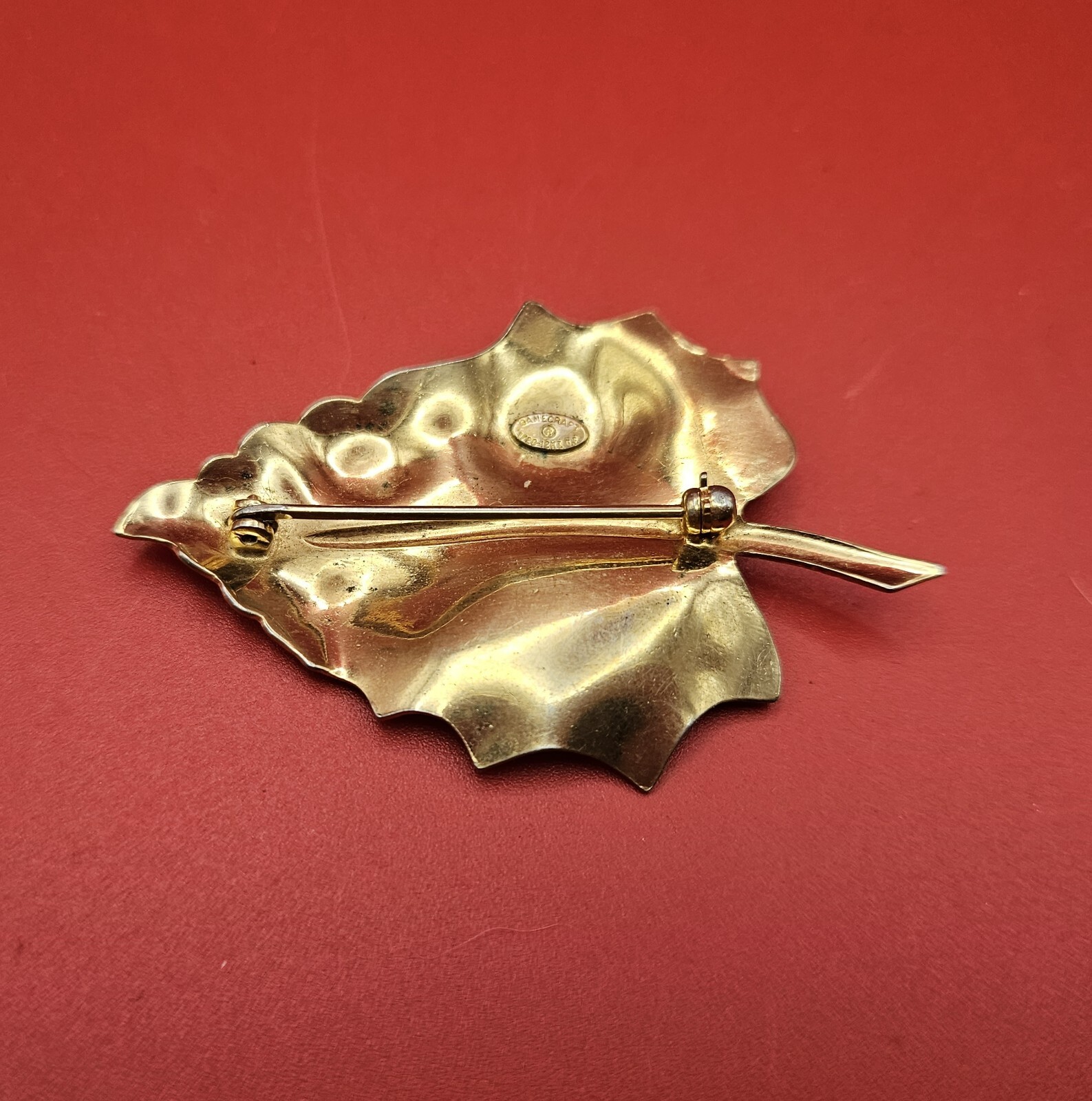 Vintage Signed DANECRAFT 12K Gold Filled Textured Nature LEAF Pin Brooch
