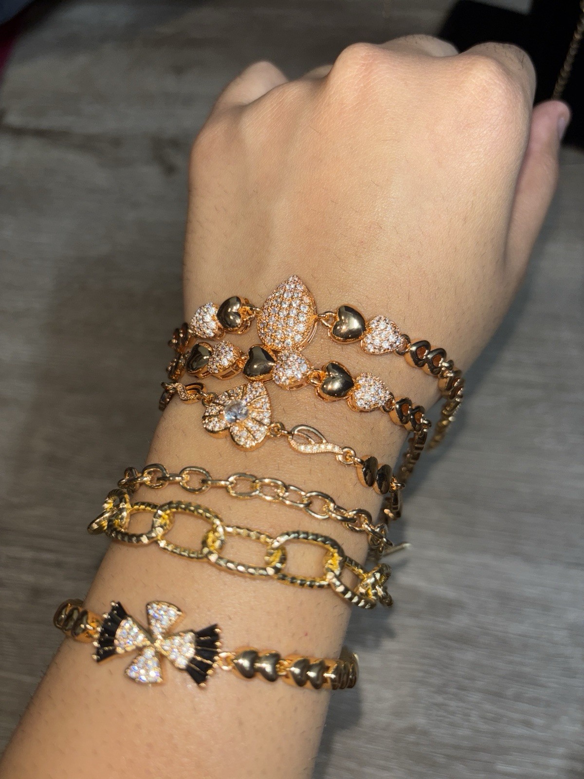 100 Piece cubic Zirconia And Mix Gold Plated Bracelets