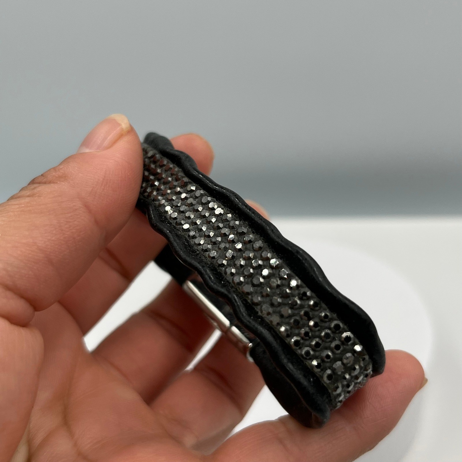 Vintage Black Leather Rhinestone Bracelet Magnetic Clasp Sparkle Cuff Cassic