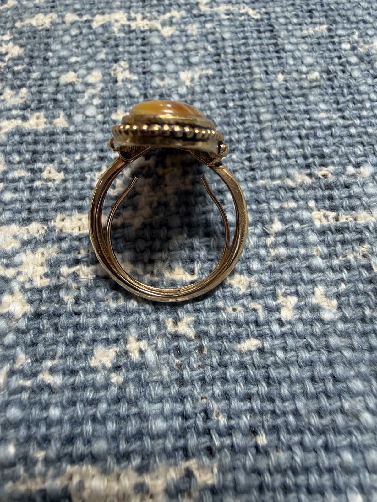 Vintage Avon 1978 Shimmering Sands Ring Brown Faux Agate Gold Tone Sz 8 Adj