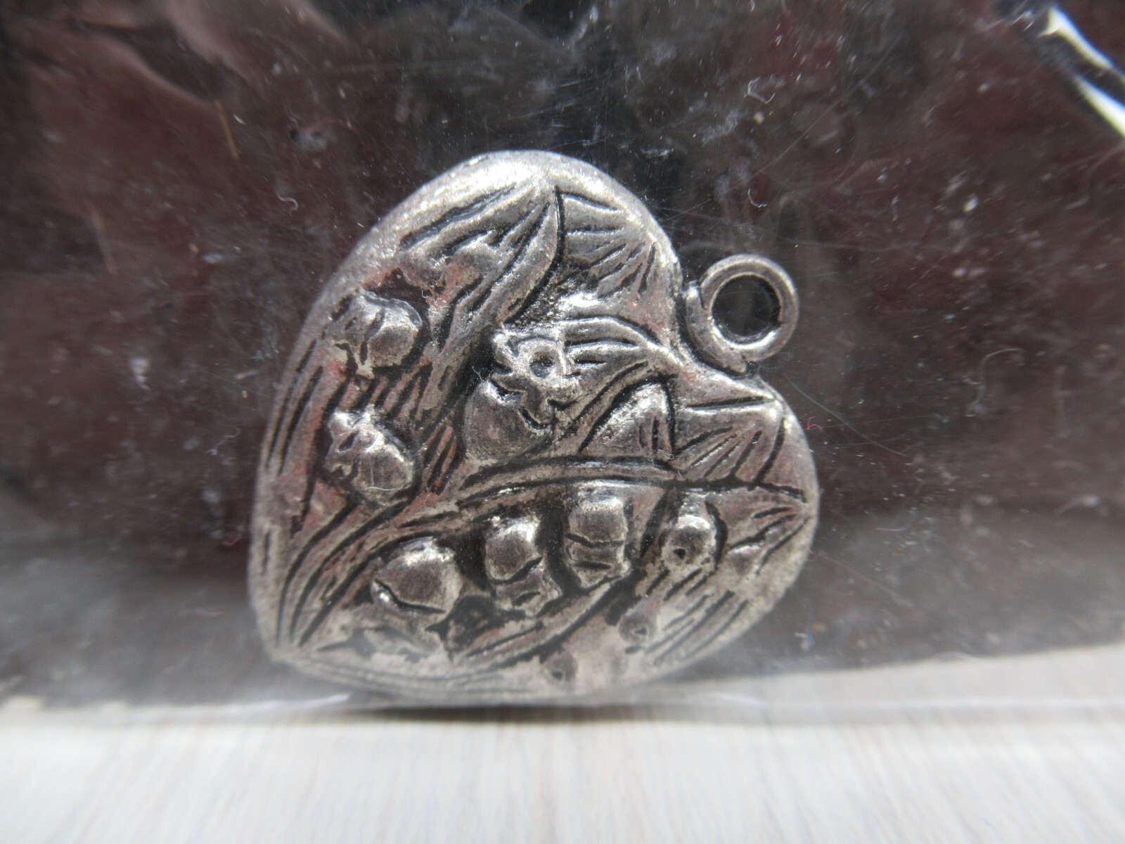 Western Crafts Victorian Hearts line silver tone heart charm sealed vintage