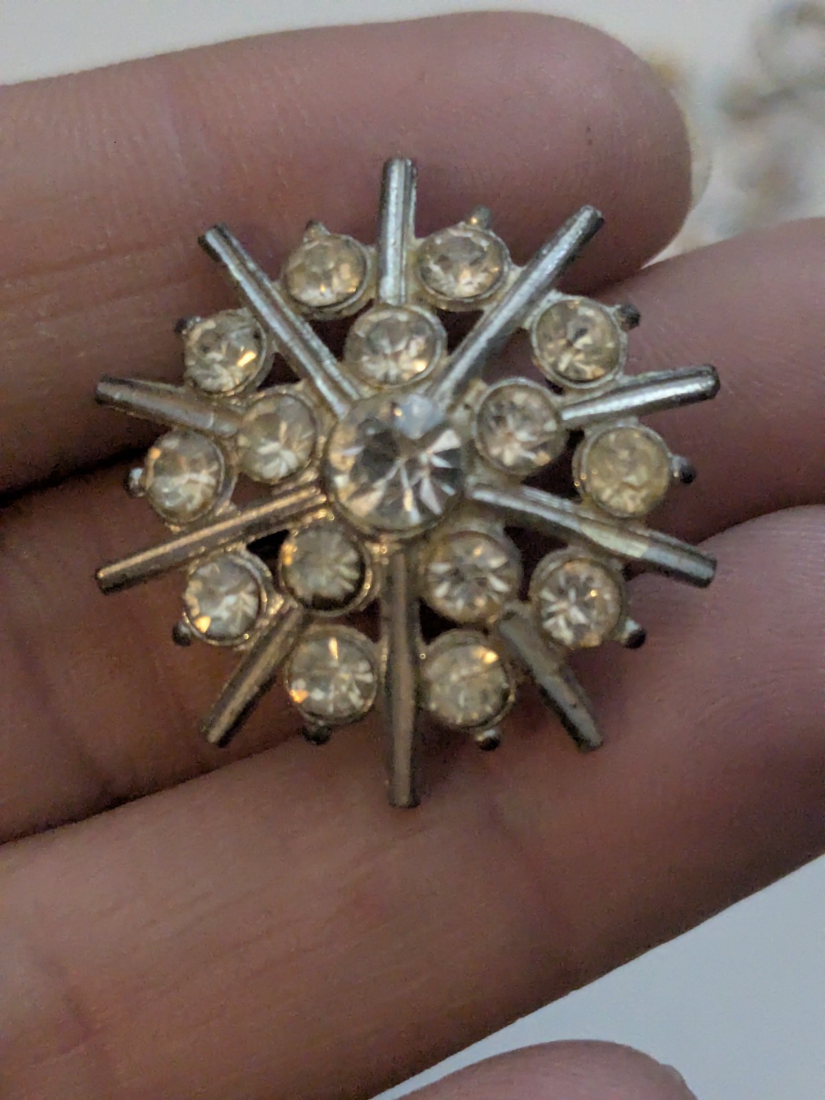 20+ vintage pins, hearts, butterfly,flowers & more