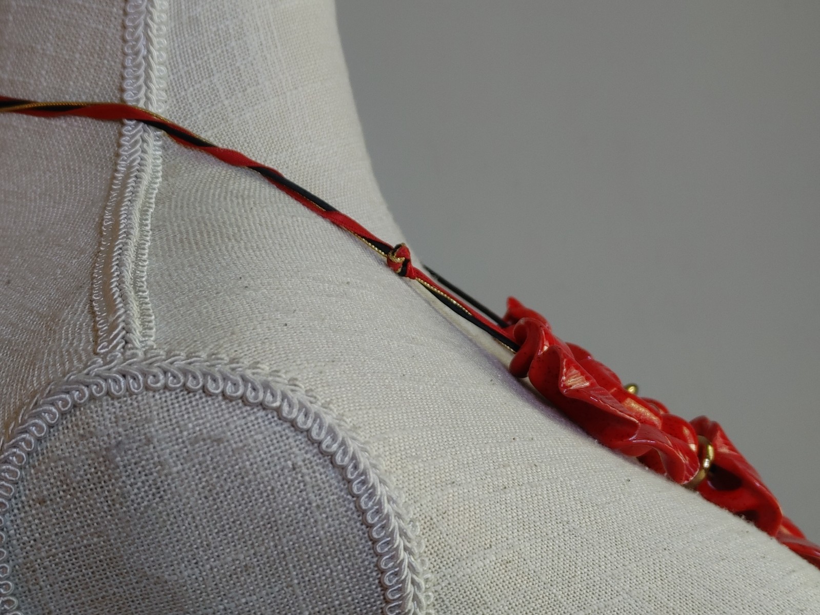 Vintage Y2K Red Enamel Poppy Necklace Ribbon Tie Back Wearable Artsy Statement