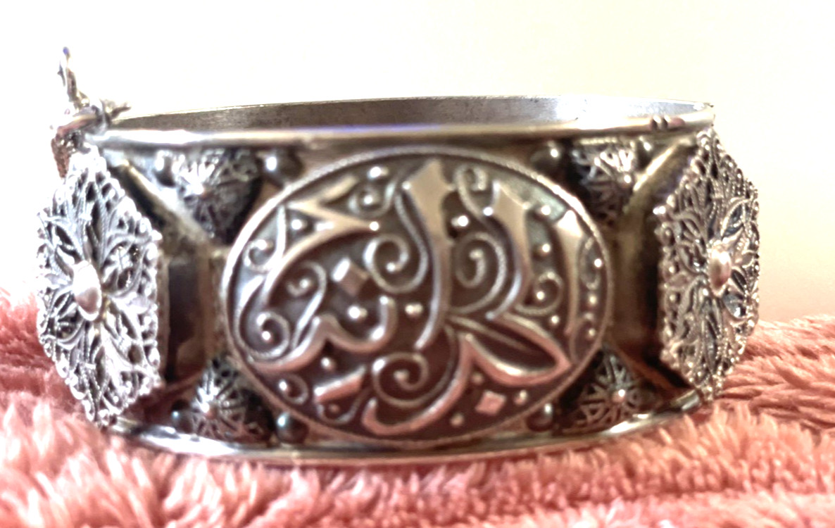 Vintage Sterling (925) Filigree Hinged Bangle Bracelet Moorish Arabesque 44g