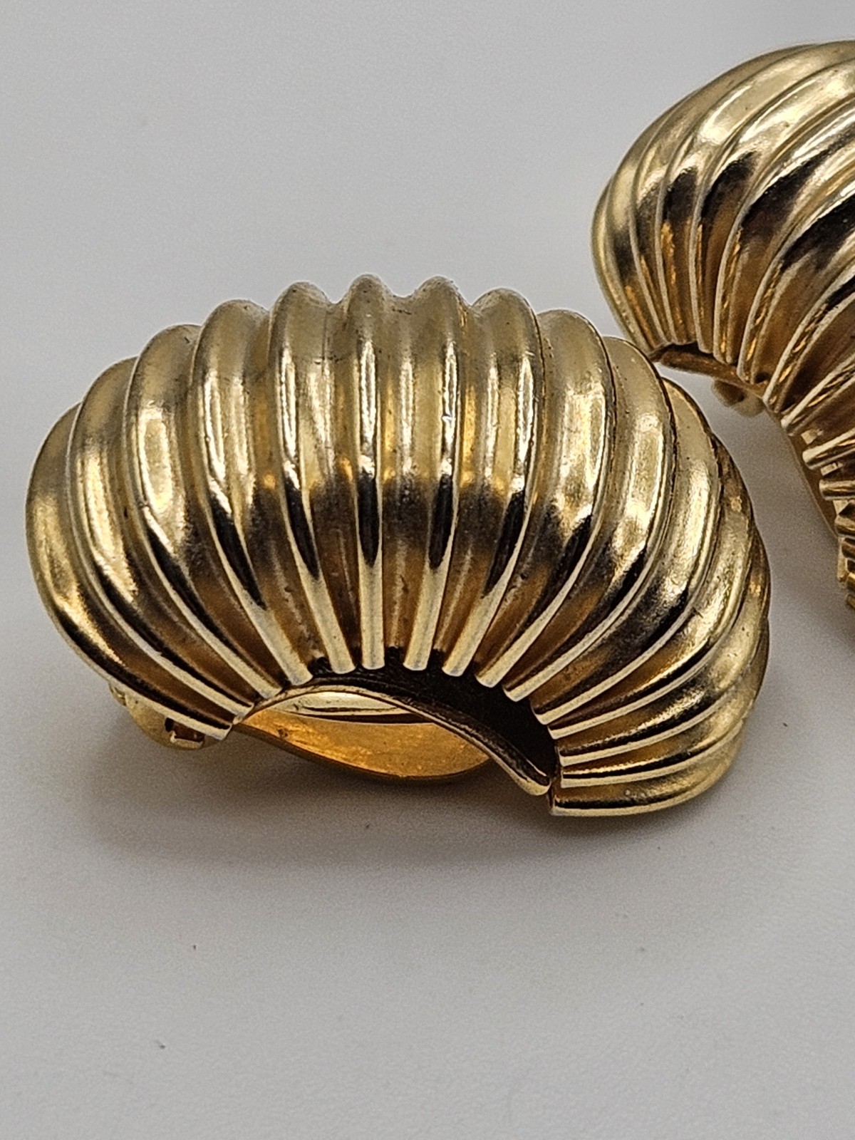 Vintage Gay Boyer Gold Tone Ribbed Dome Clip On Earrings Signed