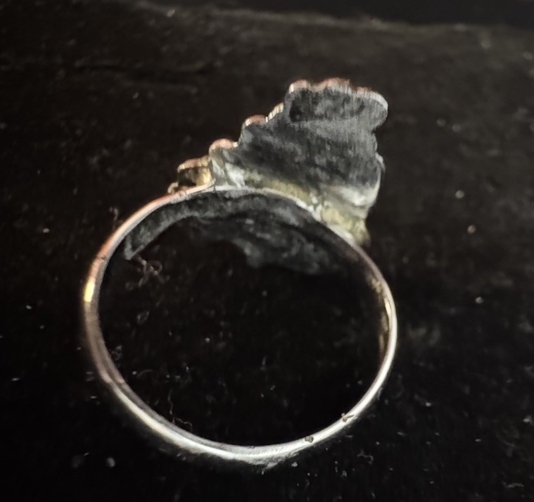 Vintage Grape Cluster Leaf Ring Silver-Tone – Statement