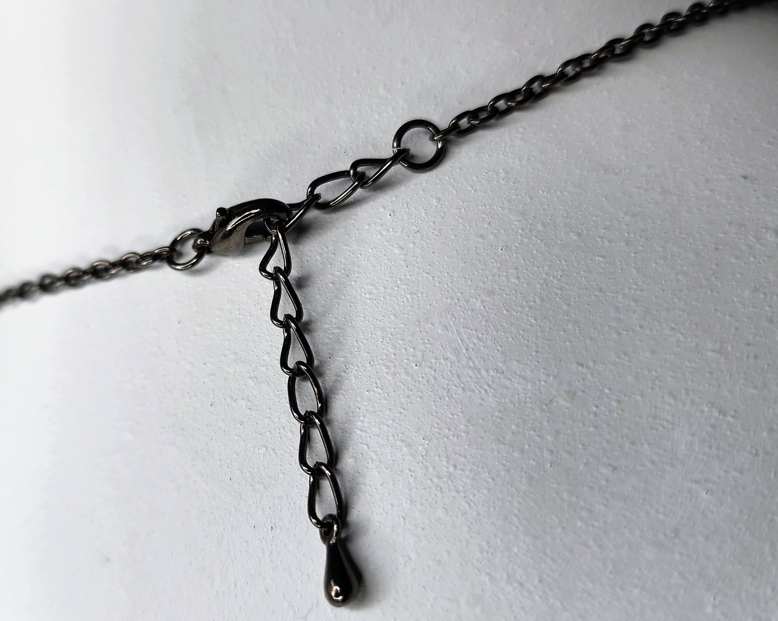 Vintage Style Pink Crystal & Cat Eye Bead Gunmetal Necklace