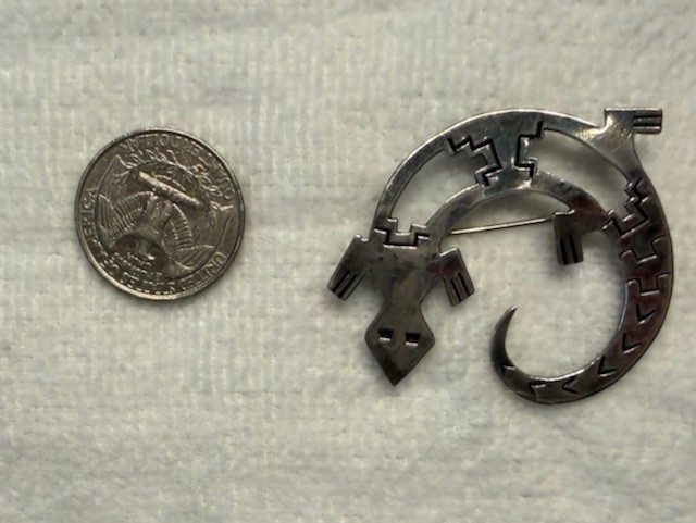 Geico Sterling Pin – 2″ by 1.5″ – Pin is Pre-owned – Quarter Not Included