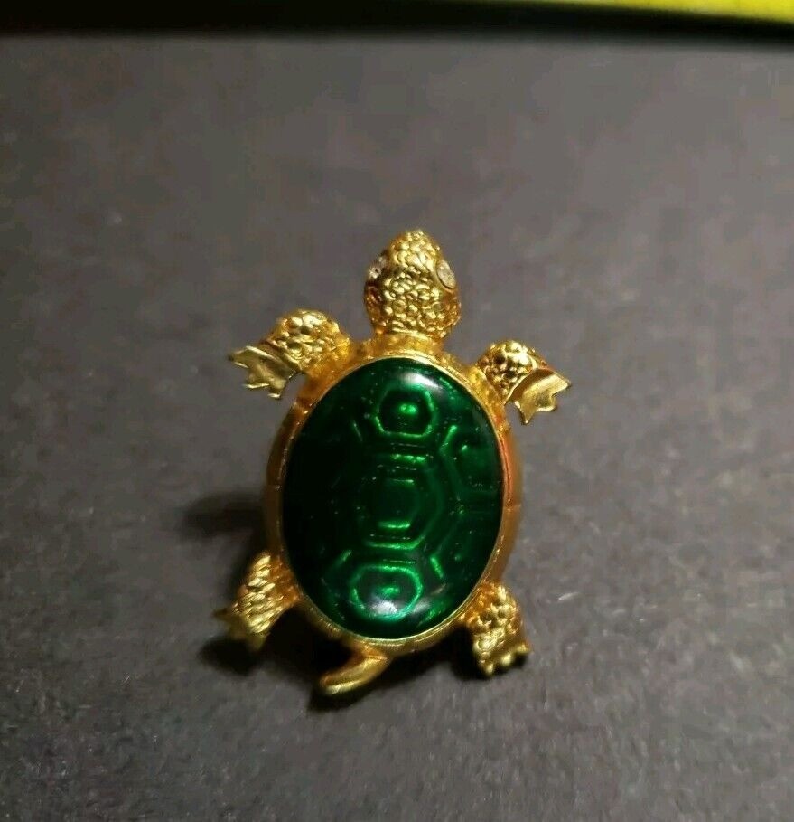 Vintage Gold Tone Turtles Green Back Avon Lapel Tack pin back