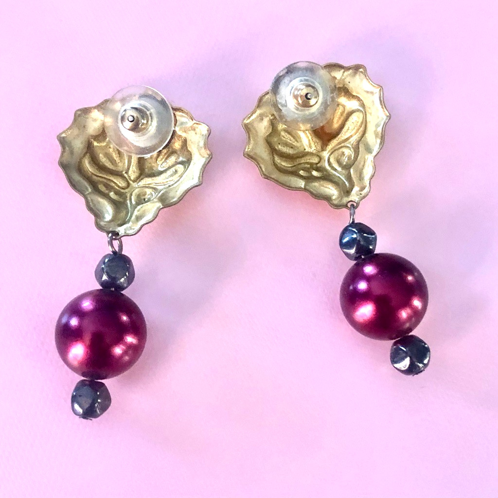 VTG Floral Medallion POST EARRINGS Embossed Gold Tone w Dangle Drop Maroon Bead