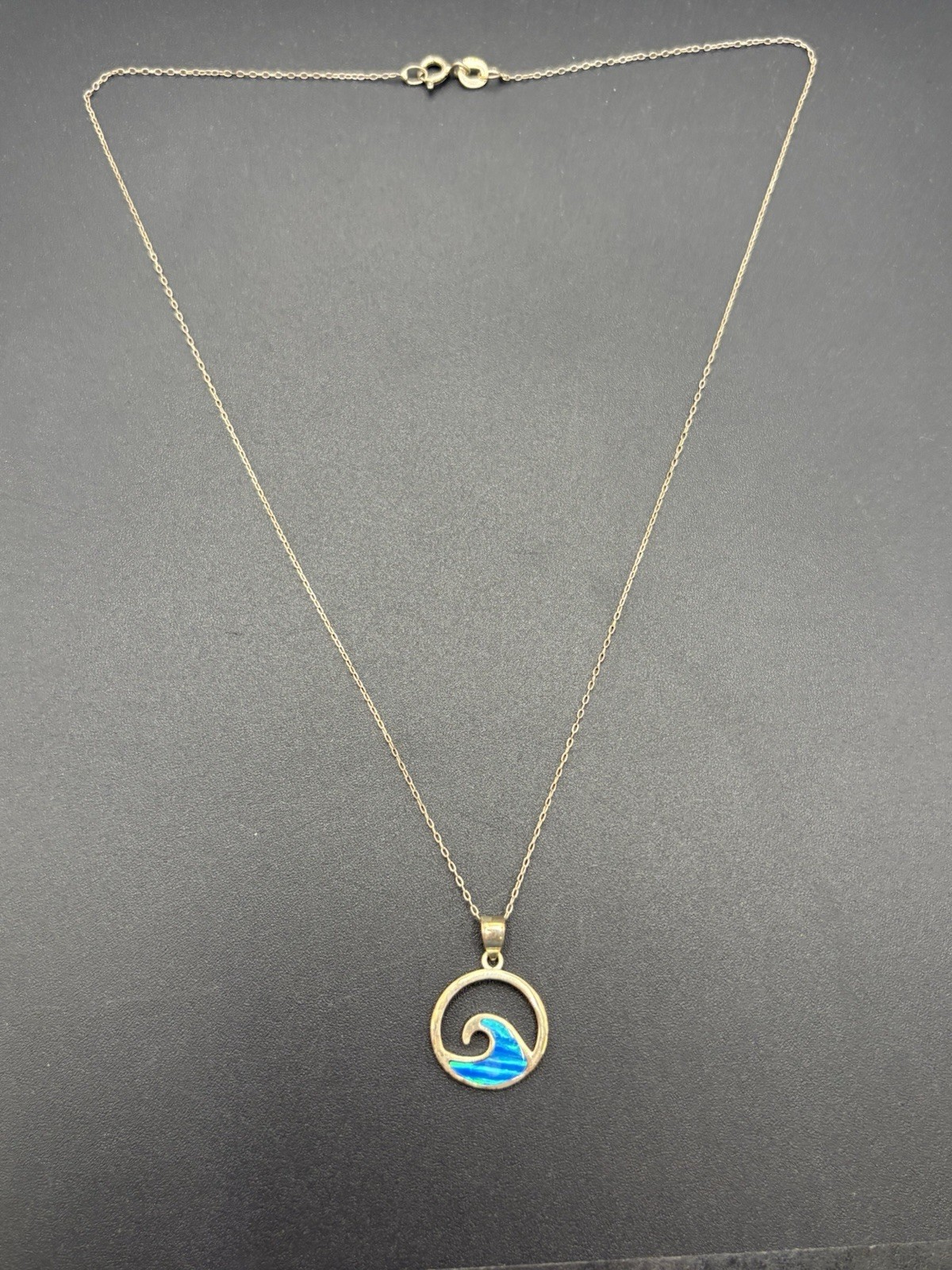 Vintage 18″ Sterling Silver Blue Opal Wave Pendant Necklace E5