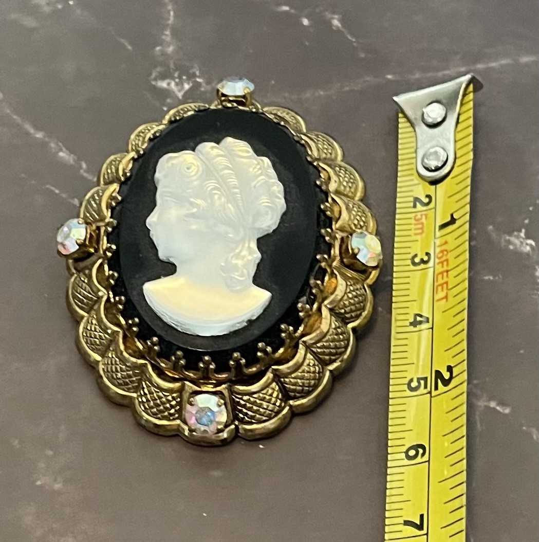 20th Century W German Gold Filigree Carved Glass Cameo Austrian Crystal Brooch