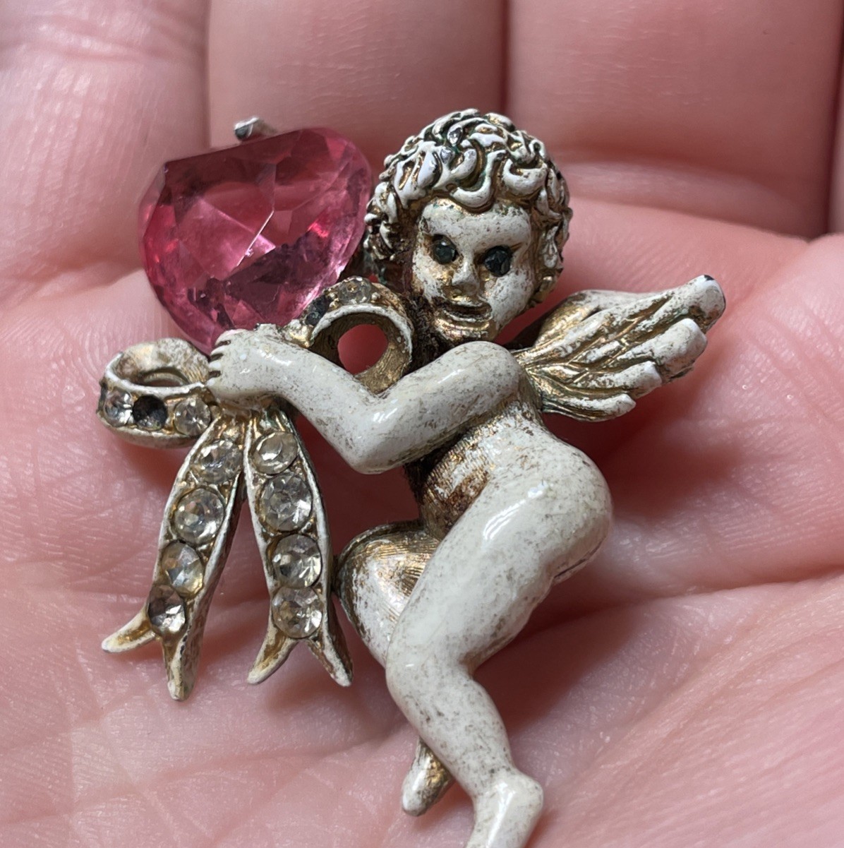 Vintage Florenza Pink Crystal Jeweled Heart white Tone Cherub Angel Pin Brooch