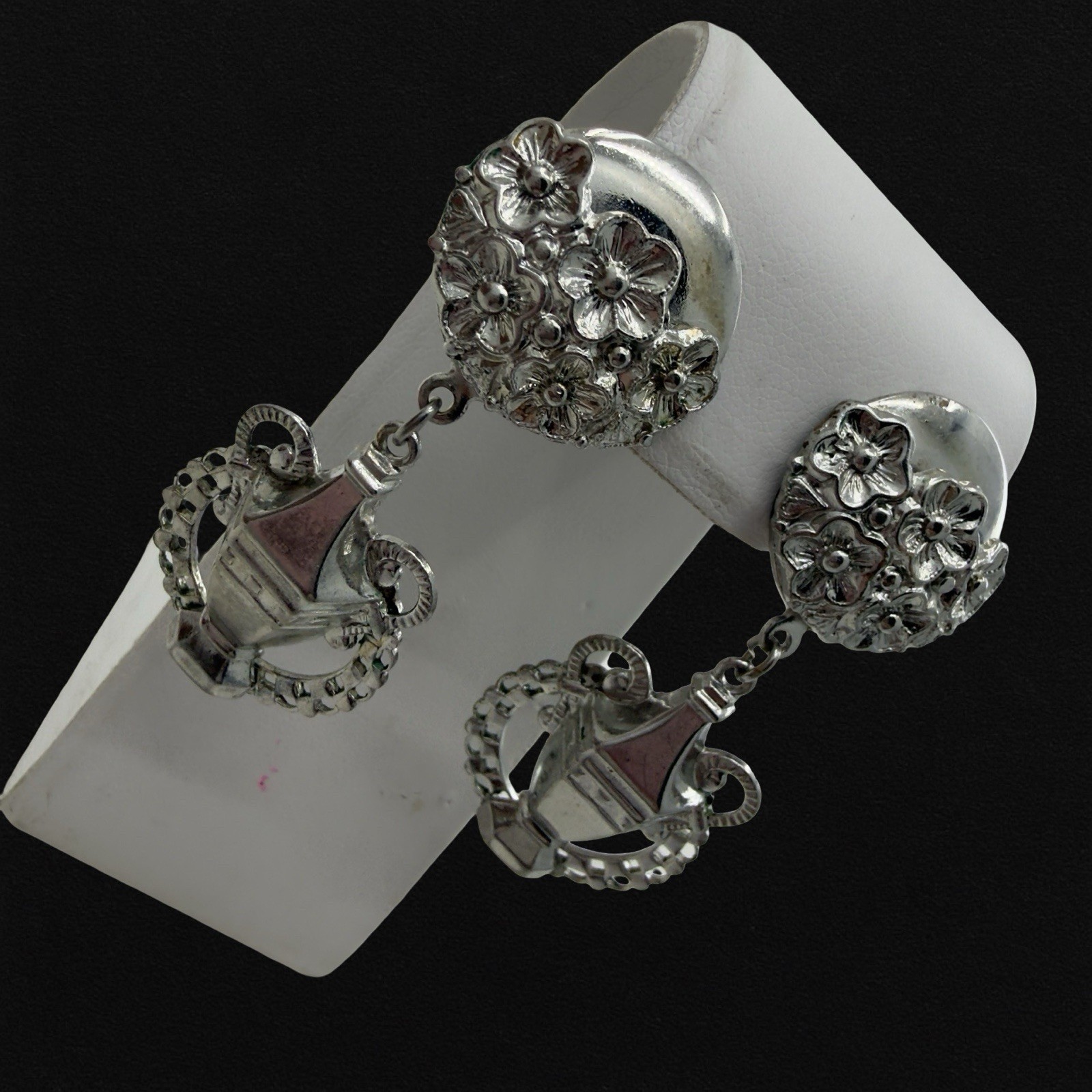 Vintage 🖤 EGYPTIAN REVIVAL 🖤 Silver Floral URN GREEK GODDESS Dangle Earrings
