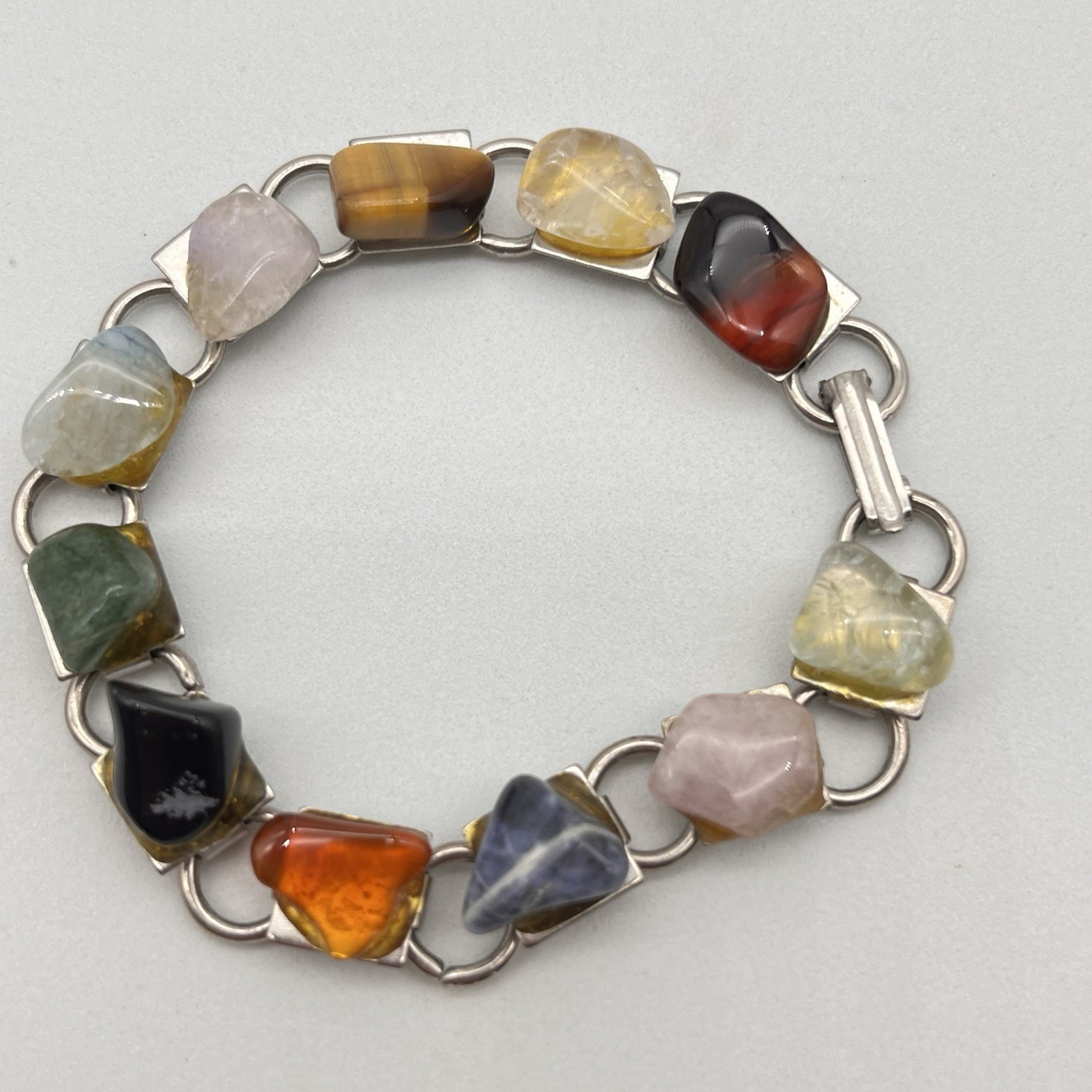 Vintage Multicolor Agate Bracelet Polished Stone Silver Tone Fits 6.75″ Wrist