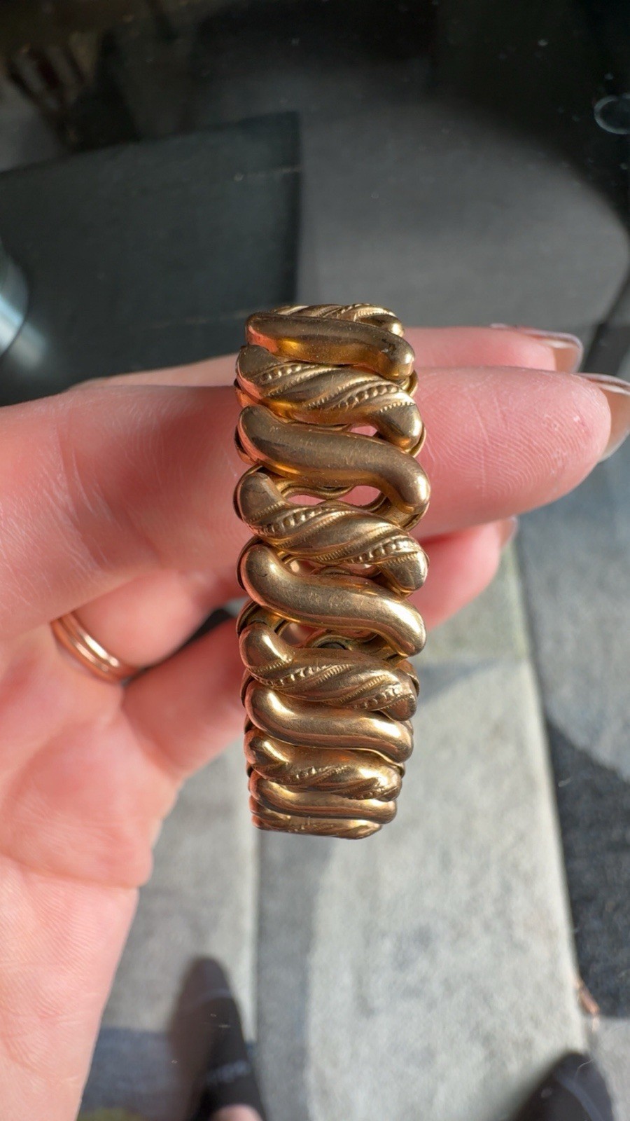 Vintage The DFB Co. Carmen Sweetheart Expansion Bracelet Made in USA 4×0