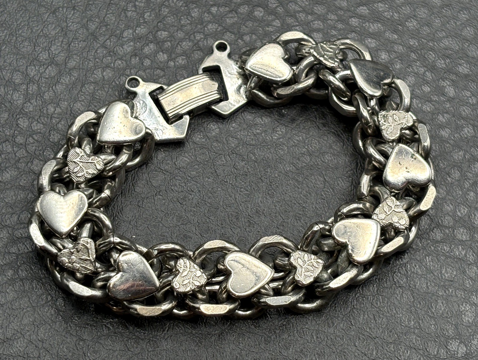 Vintage Heavy Chunky Silver Tone Heart Charm Starter Cuban Link Chain Bracelet