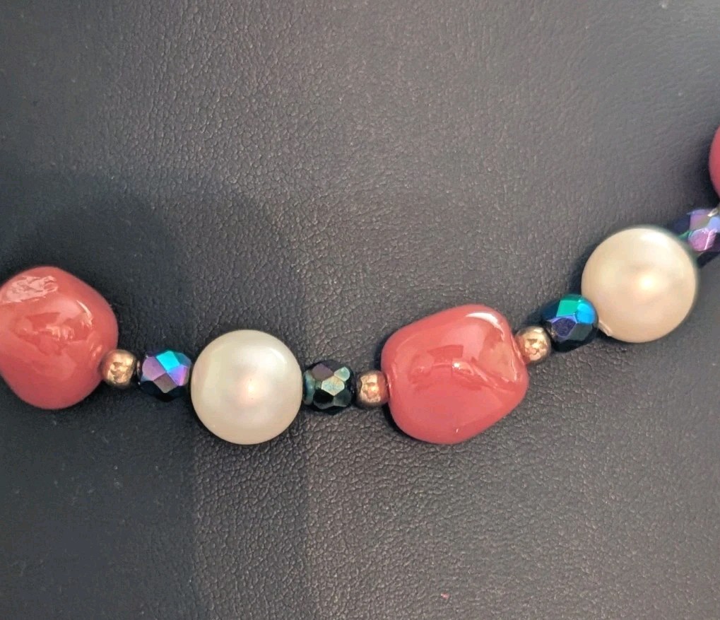 Vintage Carnelian & Pearl Glass Bead Necklace – Schiaparelli Auction Estate