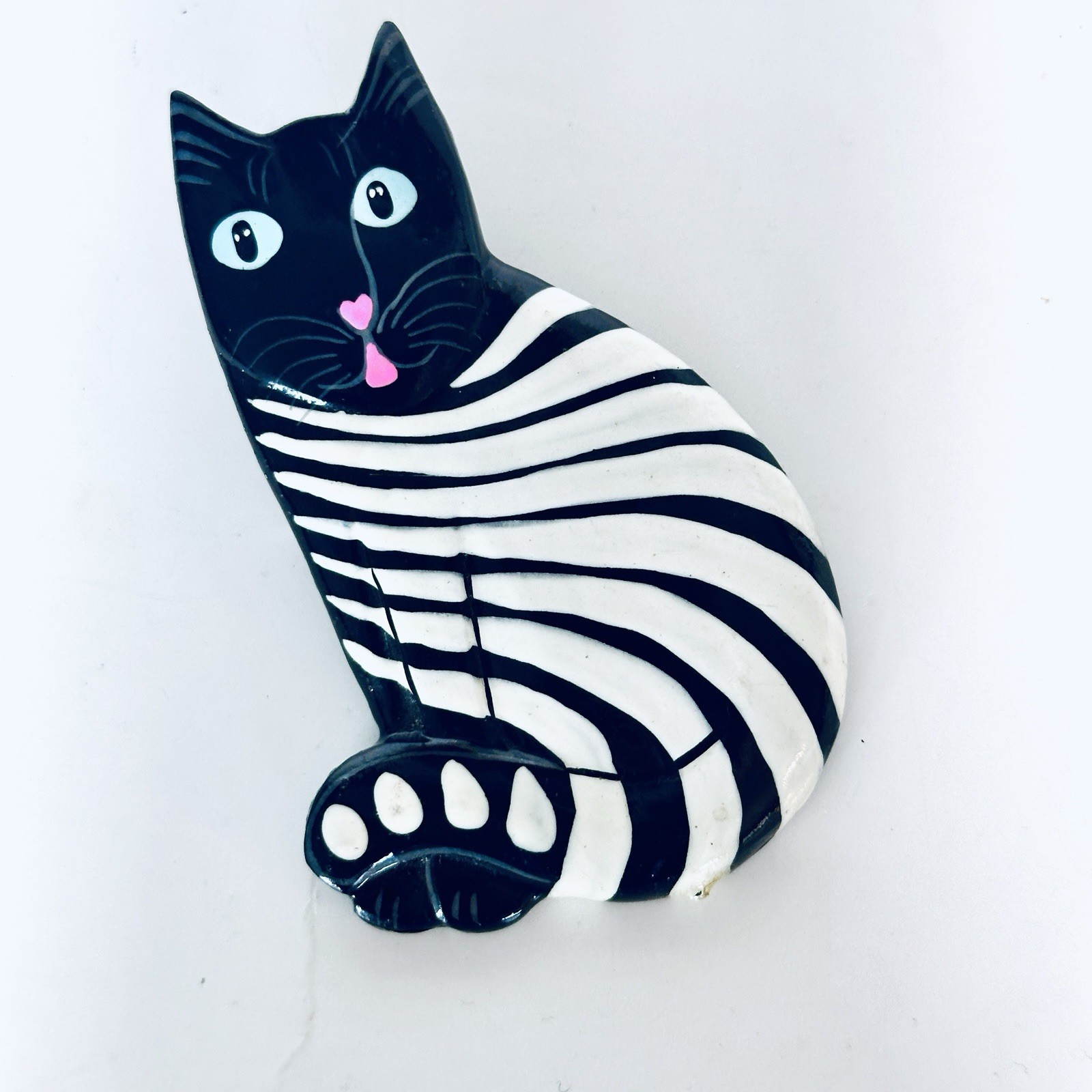 Vintage Kitty Cat Large Wood Brooch Pin Whimsical Folk Art Artisan Artsy Jewelry